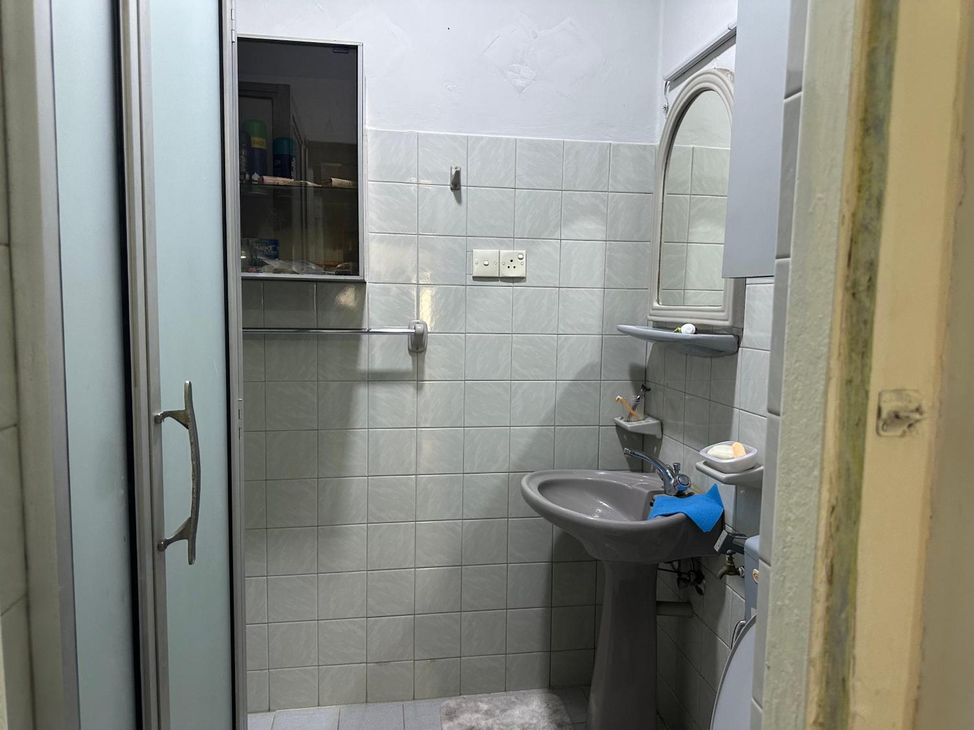 - Entire House - Sleeps 7 - Close To The Airport Holiday home