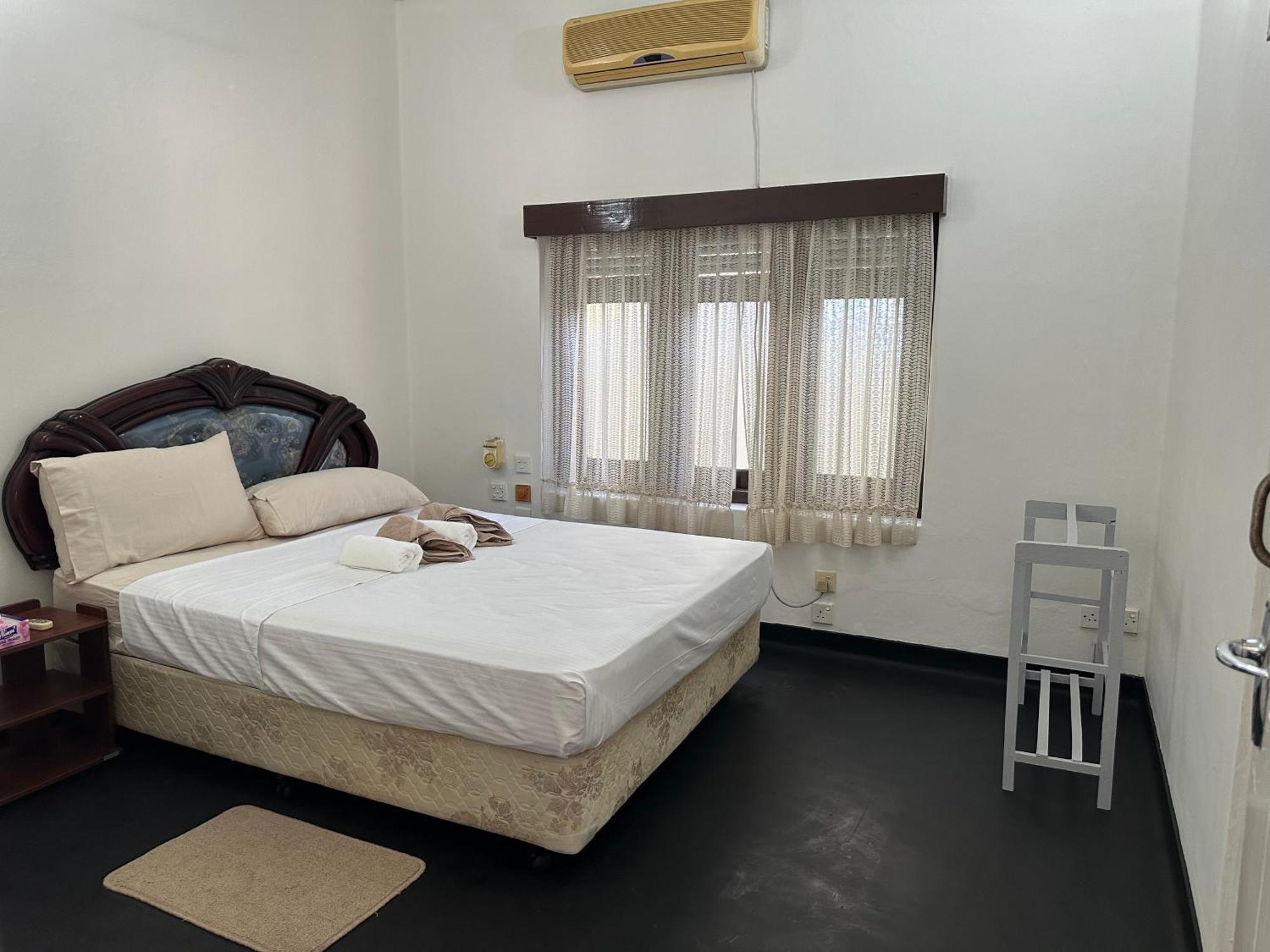 Holiday home - Entire House - Sleeps 7 - Close To The Airport Negombo