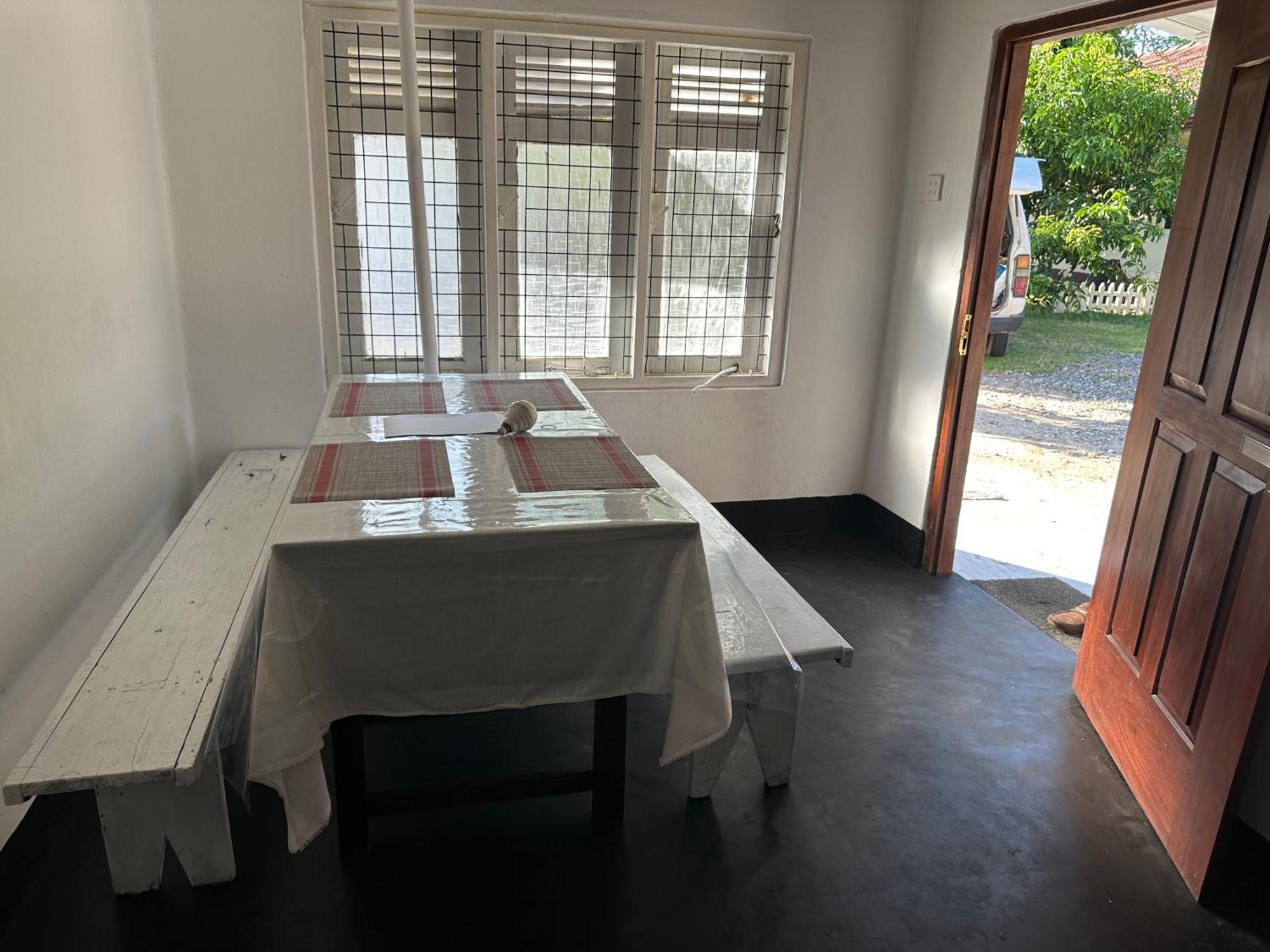 - Entire House - Sleeps 7 - Close To The Airport * Negombo